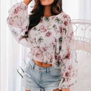 NWOT Garden Escape Bubble Sleeve Peplon Top